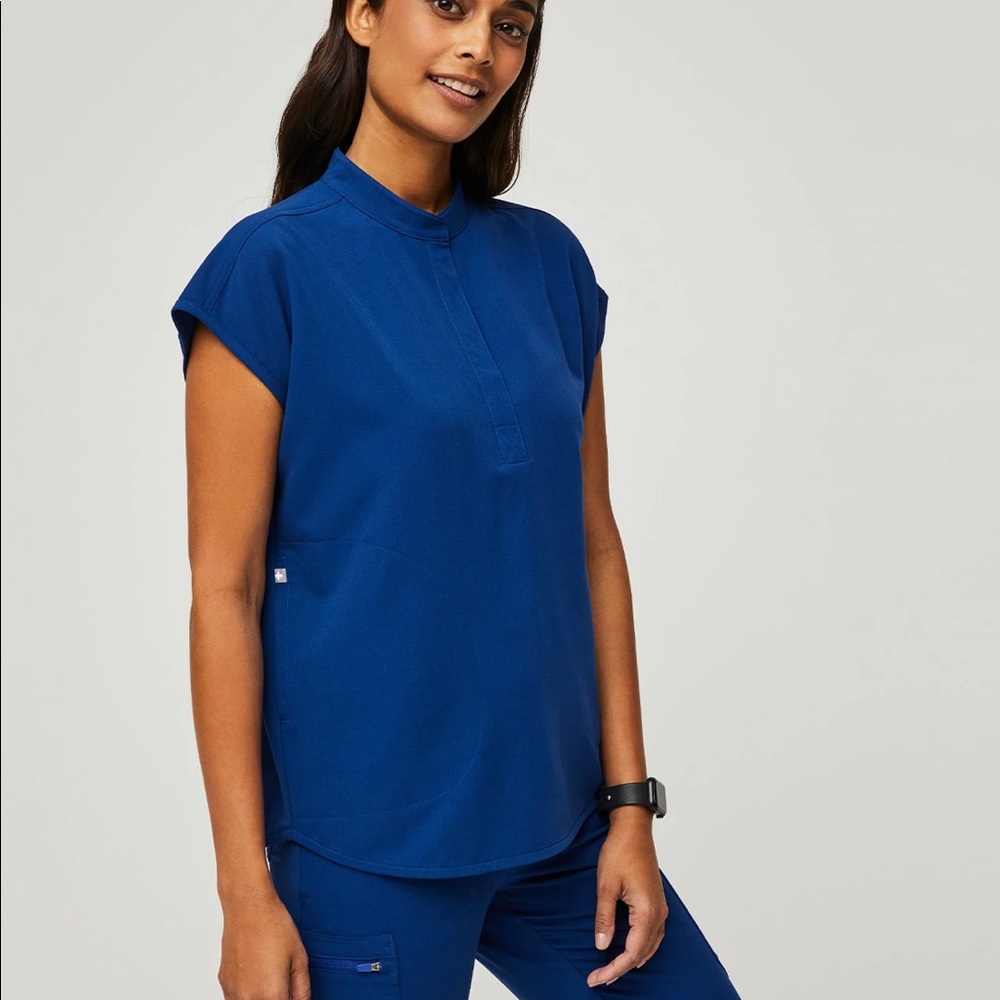 FIGS rafaela scrub top